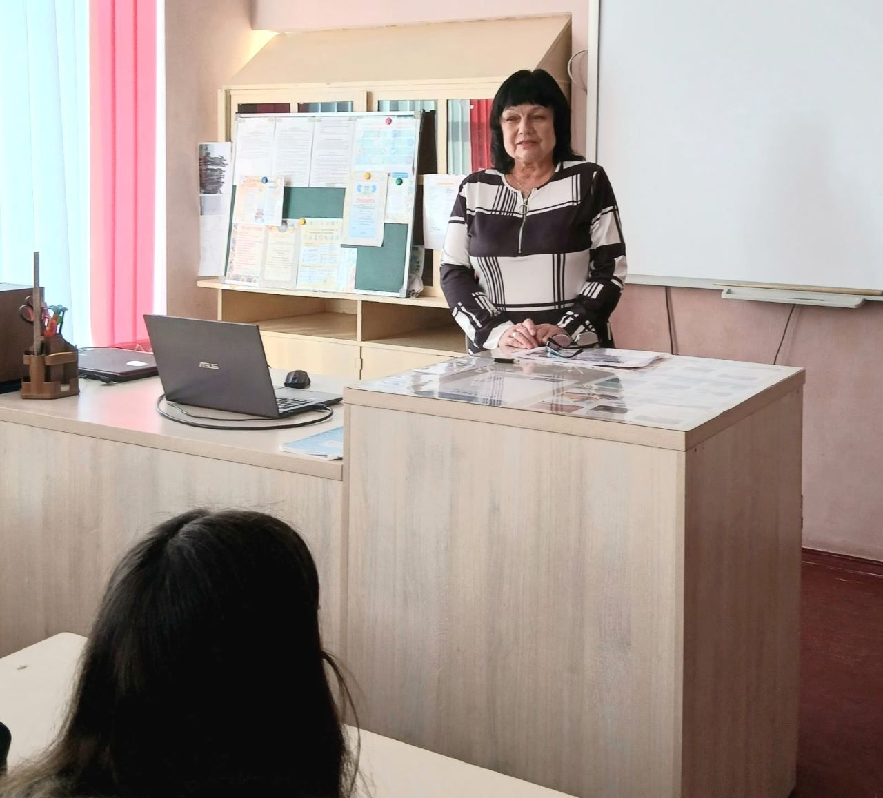 ЗУСТРІЧ У ПИРЯТИНСЬКОМУ ЛІЦЕЇ №6