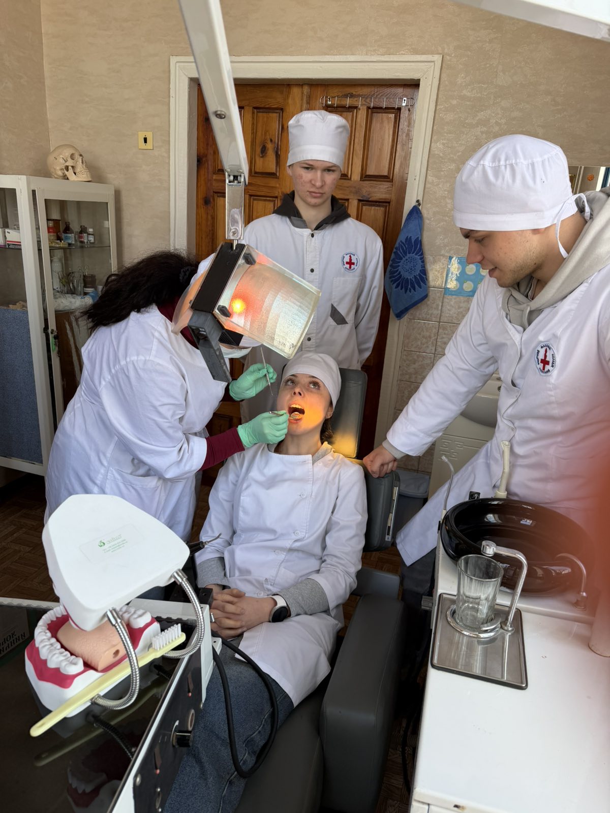 ГАРНА ПОСМІШКА – У ВАШИХ РУКАХ!