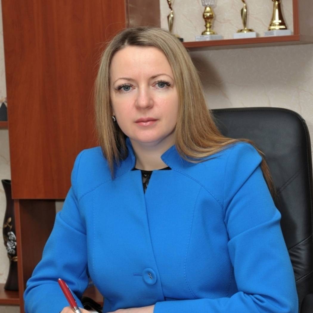 ВПЕВНЕНОЇ ХОДИ ТОБІ, РІДНИЙ КОЛЕДЖЕ!